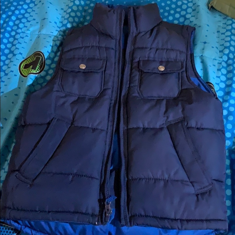 Gap vest
